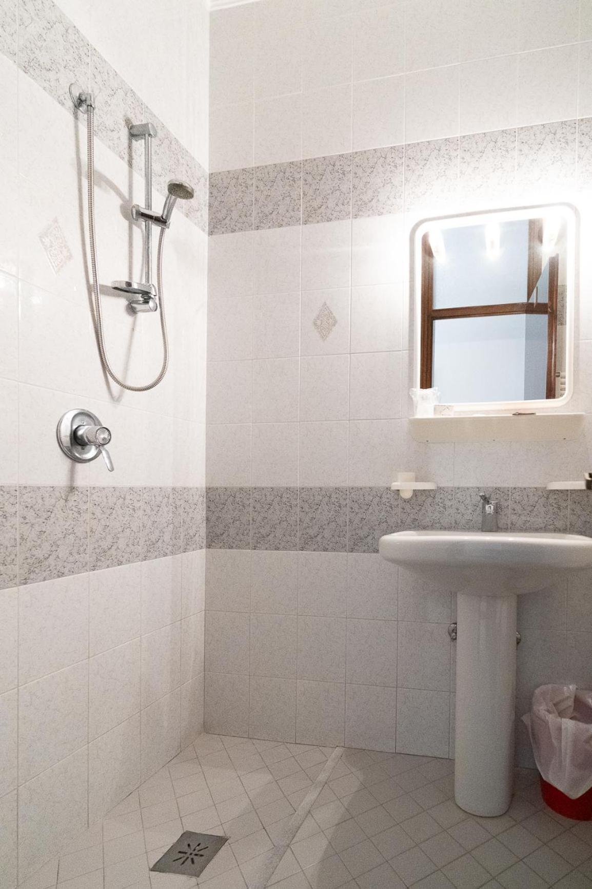 Easy Hotel Meryon Sottomarina Quarto foto